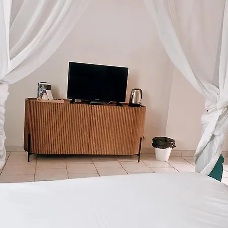 Hotel Nuit En Brenne à Le Blanc Extérieur photo